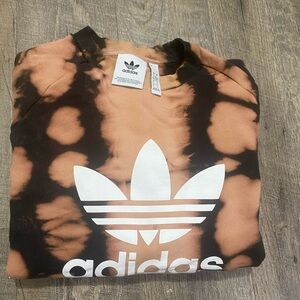 Adidas   Tie- dye pullover  sweater size (L)